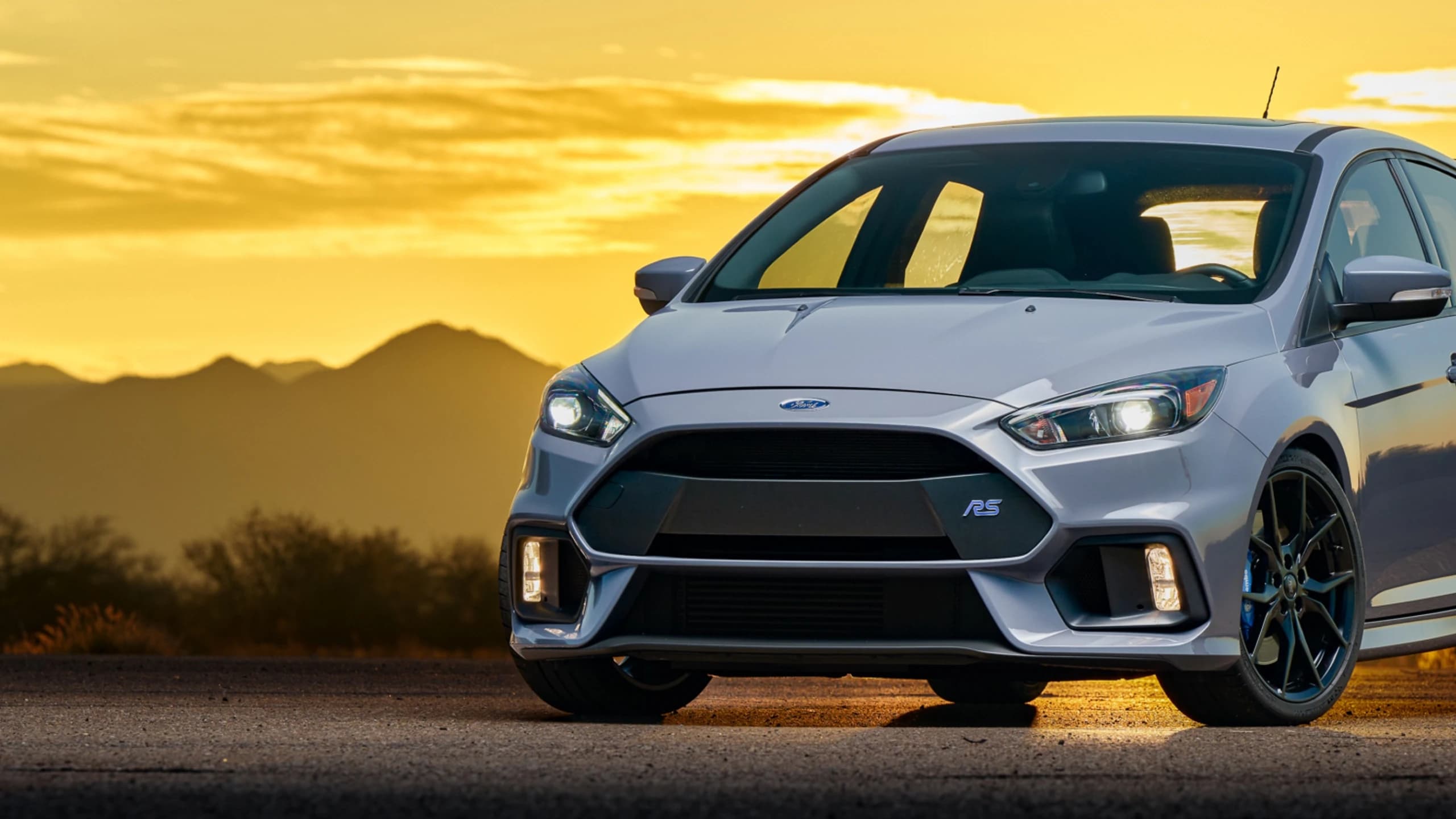 Historia serwisowa Ford